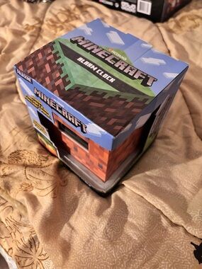 Minecraft: Grass Block Alarm Clock - Sealed and Unopened - New